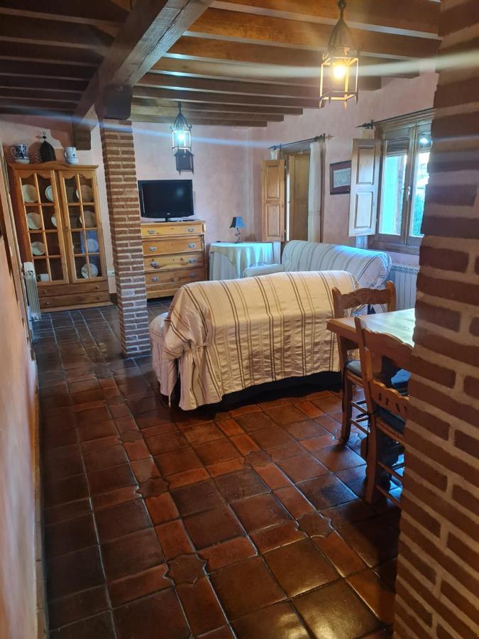 Los Moranegos Cuevas Del Valle 外观 照片